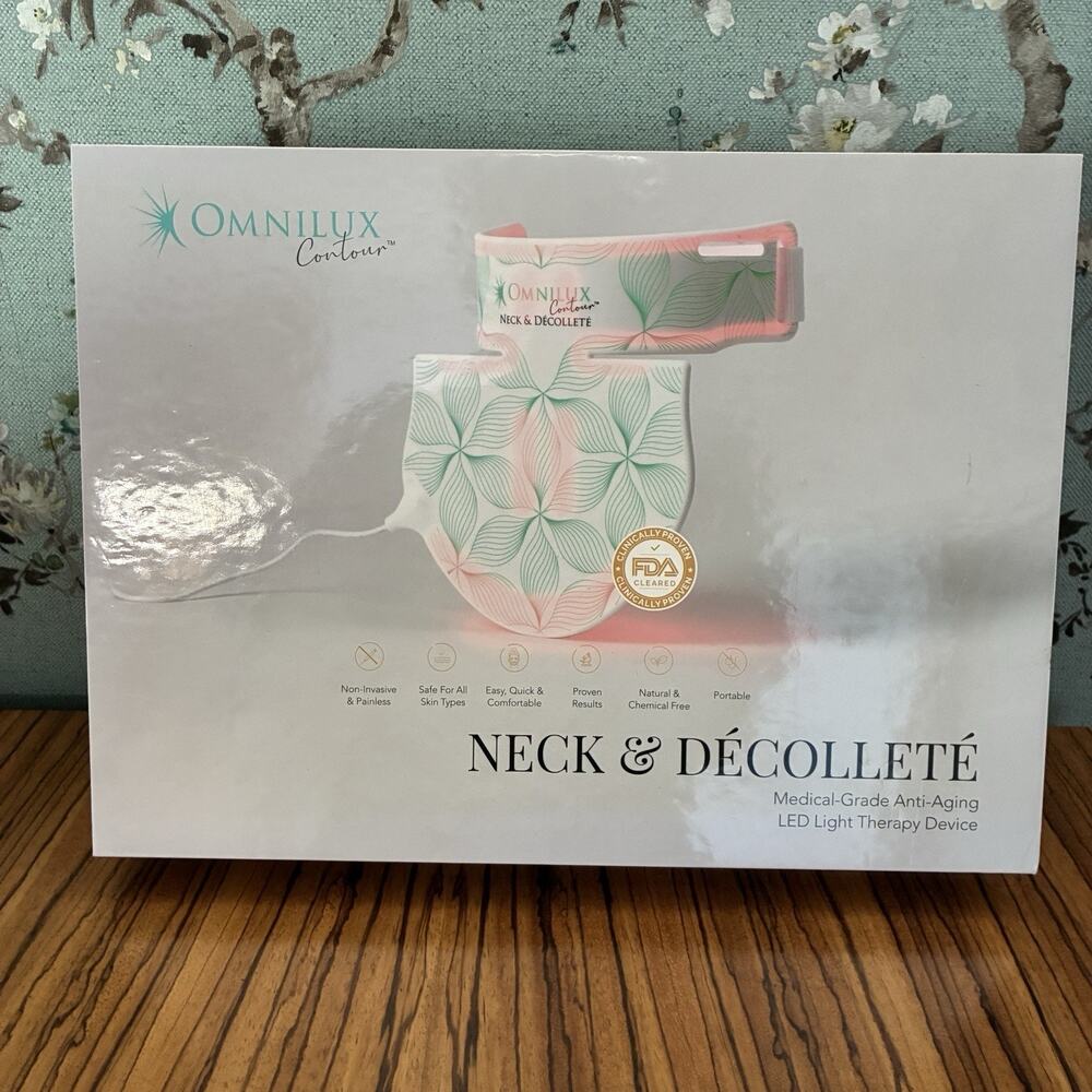 Omnilux Contour Neck & Décolleté Medical Grade Anti-Aging Light Therapy Device
